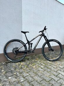 NS BIKES – Define AL 150 2 vel. M 29“