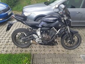 YAMAHA MT-07_ najeto jen 7300km nové ČR