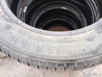 Gumy 205/55 r16