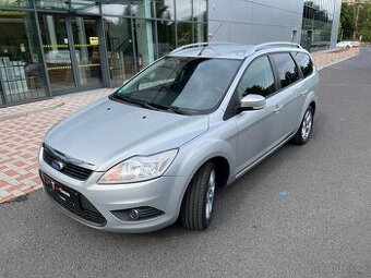 Ford Focus 1.6tdci 80kw TITANIUM, BEZ KOROZE PERFEKTNÍ