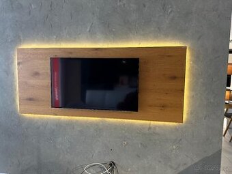 Panel pod TV s LED osvětlením - 1