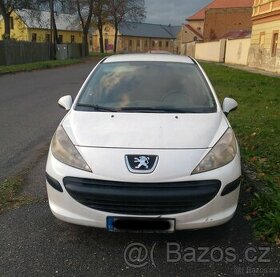 Prodám náhradní díly na Peugeot 207 Van