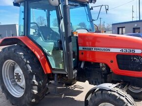 Massey Ferguson 4335