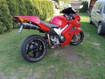 Honda vfr 800 vtec