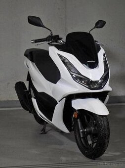 Skútr - 2024 HONDA PCX 125