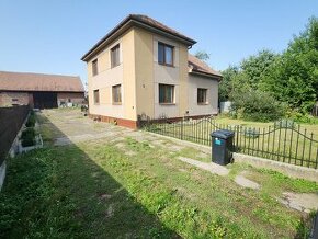 Prodej rodinného domu 180 m², pozemek 1889 m², Bukovina n.L - 1