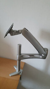 Polohovací držák displeje ERGOTRON LX Desk Mount Arm