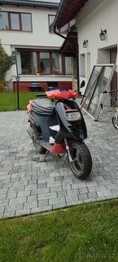 Skútr gilera storm 50 2t