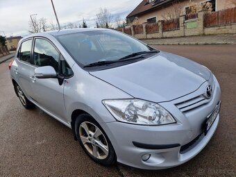 Toyota Auris 1.6 benzin - face lift - AUTOMAT -