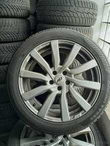 Zimni pneu 255/45 R19