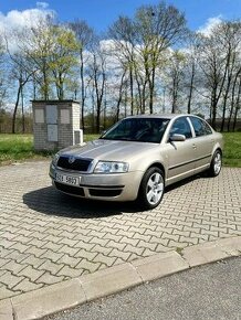 Škoda Superb 1