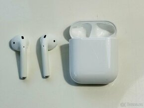 Apple Airpods 1. generace A1523 (2016) - 1