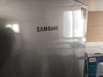 Prodám  lednici zn. Samsung výška 180 cm---ZDARMA DOVEZU-- - 1