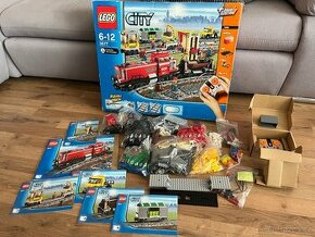 LEGO CITY 3677 Červený nákladní vlak - Z VÝSTAVKY + SVĚTLA - 1