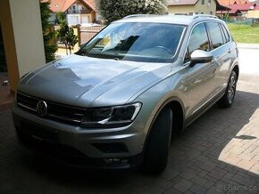 VW TIGUAN 2,0TSI 132KW 4x4 DSG+F1 NAV KAMER ACC FRONT+LINE