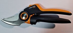 FISKARS P961 PowerGear X - Nůžky zahradní NOVÉ