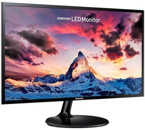 LCD monitor 24" Full HD 1920 × 1080