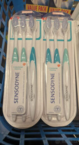 Zubní kartáčky Sensodyne Advanced Clean Extra Soft 3ks