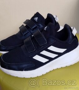 boty Adidas černé vel.  33