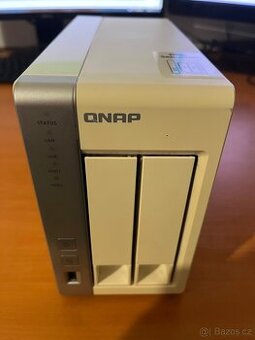 NAS Qnap TS-220