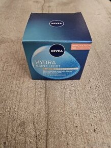 Nivea Hydra Skin Effect noční