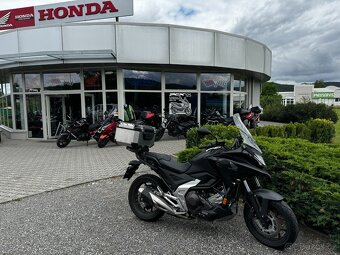 Honda NC750X DCT 2024 1.majitel 1.200km ČR