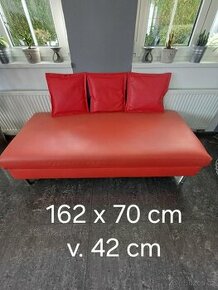 Červené sofa / sadačka / kanape s úložným prostorem - 1