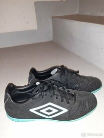 salové boty, kecky vel.40 Umbro