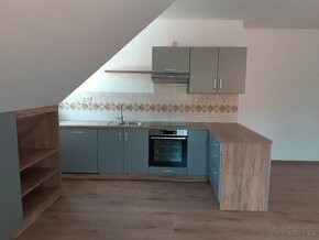 Pronájem bytu 3+kk, 80m2 v obci Hlásnice u Šternberka