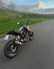 Ktm duke 125 - 1