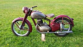 Jawa 250 Pérák - 1