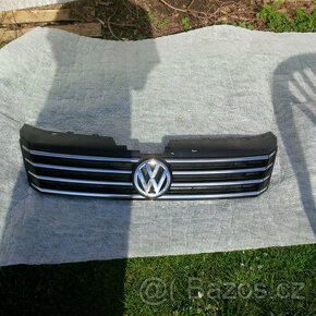 maska mrizka znak vw volkswagen passat b7 10-14