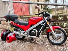 Honda NTV 650 RC33 + kufry GIVI