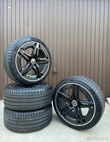 R19 CLA45 AMG Mercedes 19” AMG Alu kola 5x112