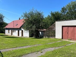 Rodinný dům v klidné části obce pozemek 1680m2