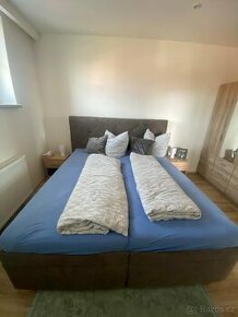 Manželská postel s úložným prostorem - 1