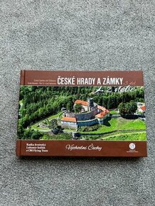 Kniha České hrady a zámky z nebe - 3. díl, Východní Čechy