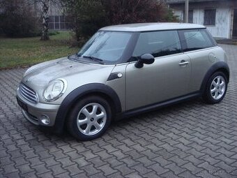 Mini Cooper 1.4i 70kw 2009 130tkm