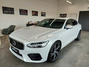 Volvo S90 T8 AWD R-DESIGN 300 kW B&W HUD DPH