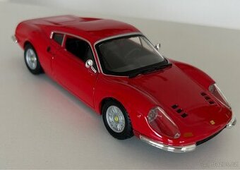 Ferrari GTO Dino 1/24 - 1