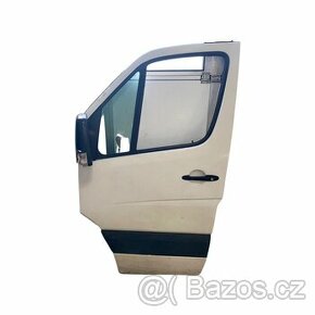 Levé přední dveře bílá barva LB9A VW Crafter L4H2 r.v. 2016