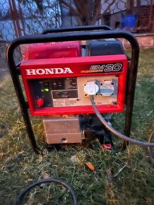 Honda EM 30 cycloconverter elektrocentrála AVR