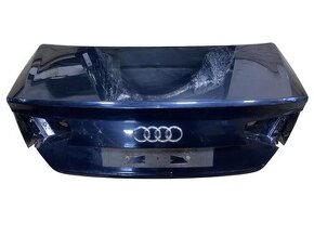 Páté dveře tmavě modrá LZ5D Audi A8 D4 4H sedan r.v. 2011