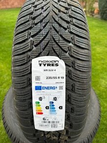 4 x 235/55 R19 105V NOKIAN Snowproof 2 SUV DOT2222