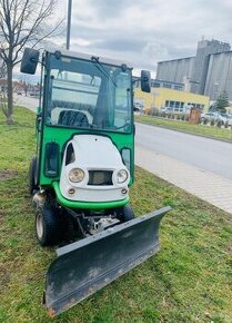 Etesia Hydro 100 s radlicí na zimu