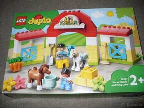 Lego Duplo 10951 Stáj s poníky