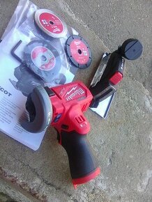 Milwaukee M12FCOT-0 aku flexa