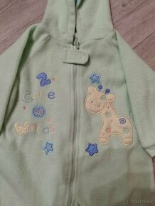 Fleece kombinéza 62