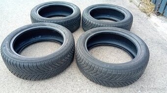 4 x  celoroční pneu Goodyear Vector 4 Seasons 205/50/17 – 93