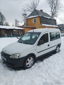 Opel combo Tour 1.3 cdti